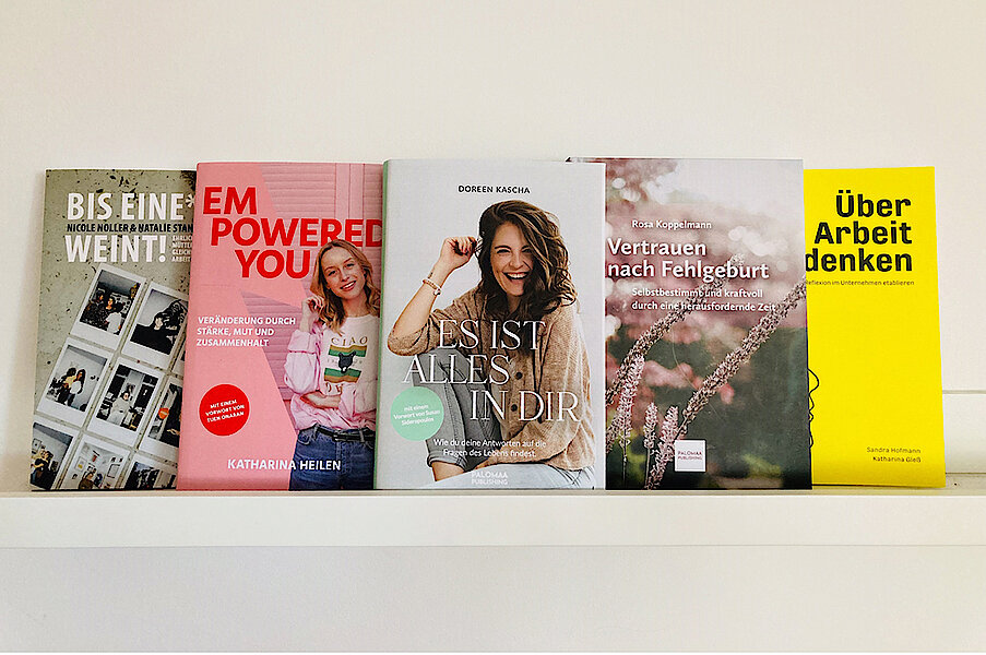 Foto diverser Cover von Palomaa Publishing